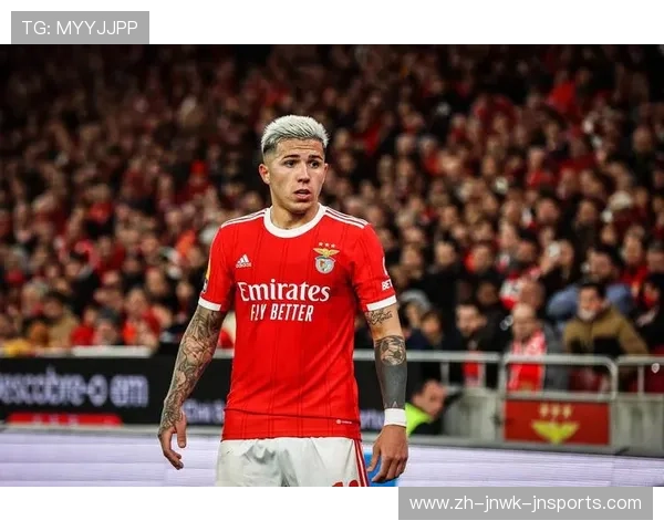 首席跟队热刺紧急召集青训球员加入训练格雷和贝里瓦尔疑似复出